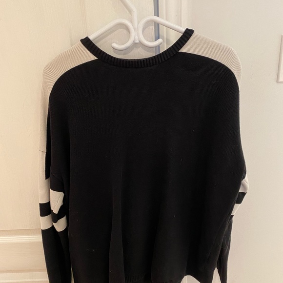 Zara knit black and white sweater - Picture 2 of 5